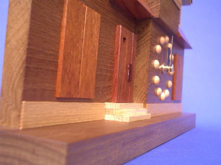 「新築祝い」に家の外観がそのままの時計はいかがですか。vol.48<