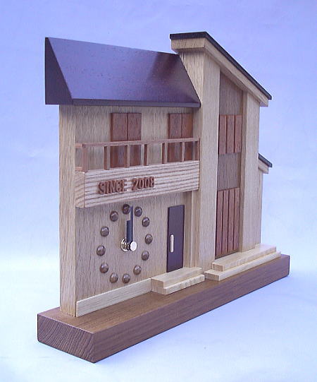 「新築祝い」に家の外観がそのままの時計はいかがですか。vol.50