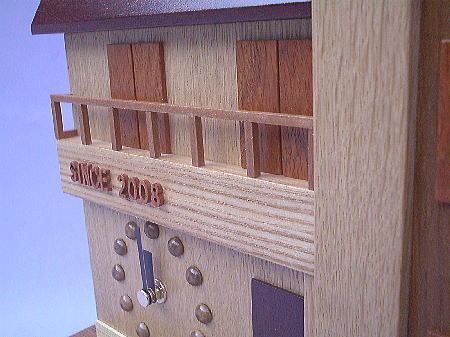 「新築祝い」に家の外観がそのままの時計はいかがですか。vol.50