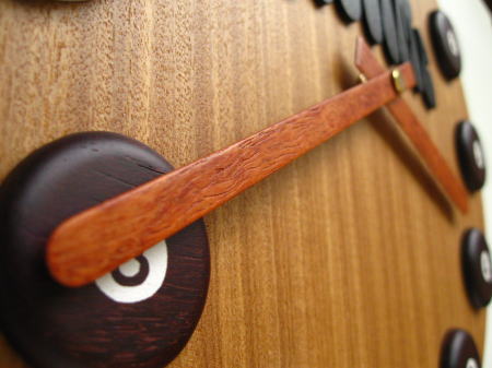 �r�����[�h�̃O�b�Y���g�����u�a�`�q�v�ւ̊J�X�j���̊|�����v�ł�